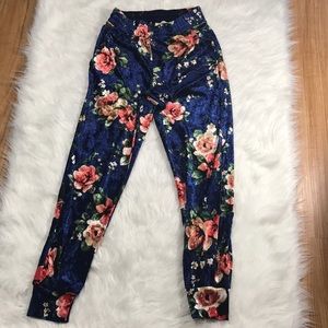 Monteau Velvet floral joggers with pockets  S